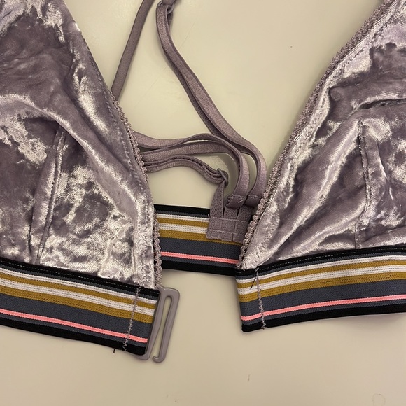 Victoria Secret Velvet Bralette - Picture 5 of 5